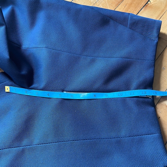 COS Navy Structured Thick Textured Balloon Fit Cropped Pants - Picture 8 of 11